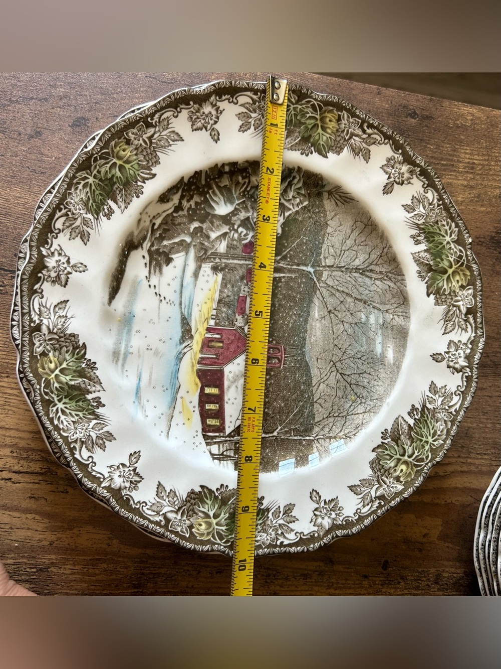 Set of 4 Vintage Johnson Brothers The Friendly Village dinner plate